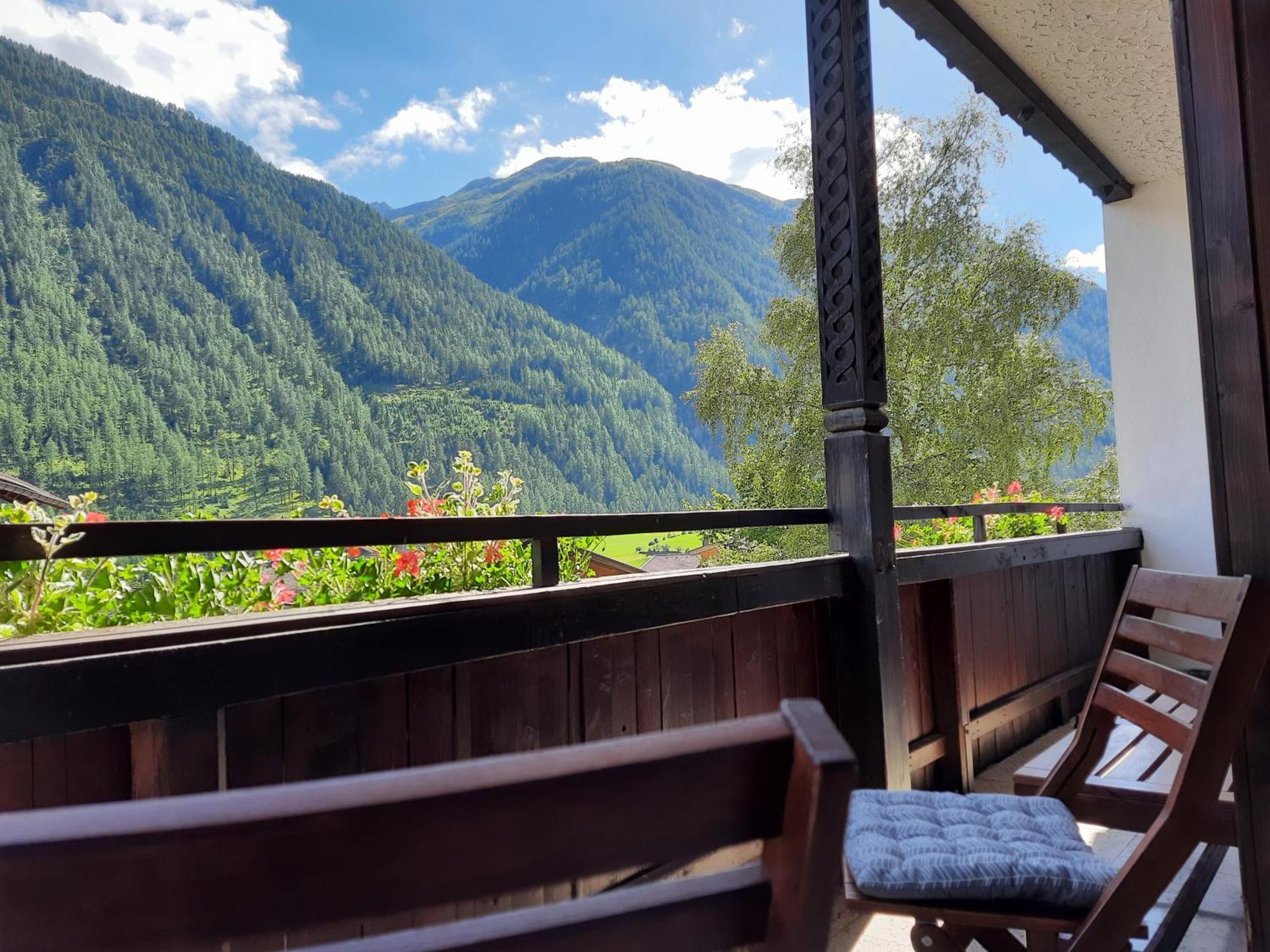 Ferienhaus Enzian Prägraten Kamer foto