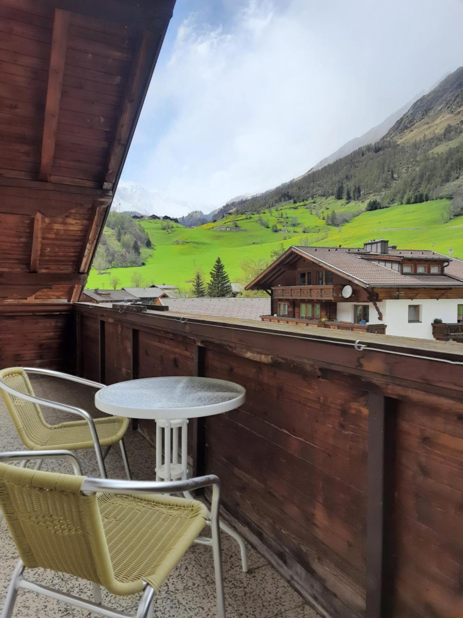 Ferienhaus Enzian Prägraten Kamer foto